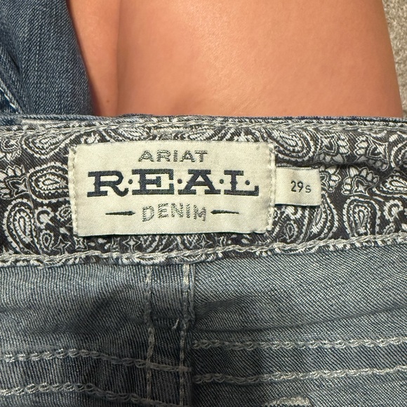 Ariat bootcut jeans size 29 short - Picture 2 of 3